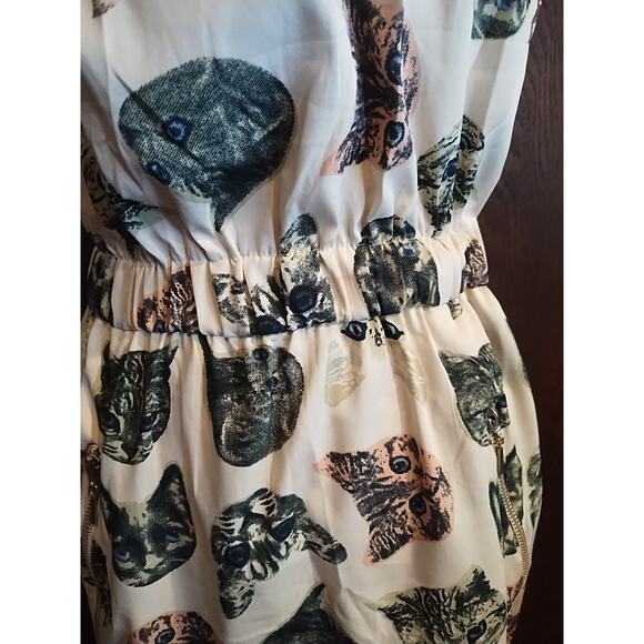 Retrolicious Cat Print Dress - Cream and Green - Picture 4 of 6